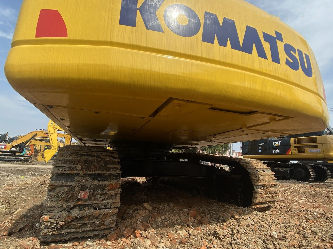 Komatsu PC350 - Pásové rýpadlo: obrázek 3 Komatsu PC350 - Pásové rýpadlo: obrázek 3