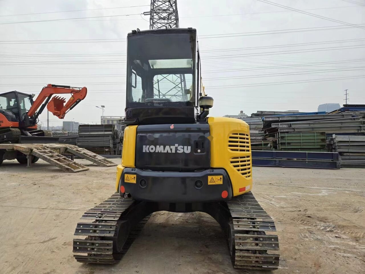 Komatsu PC55 - Mini rýpadlo: obrázek 5 Komatsu PC55 - Mini rýpadlo: obrázek 5