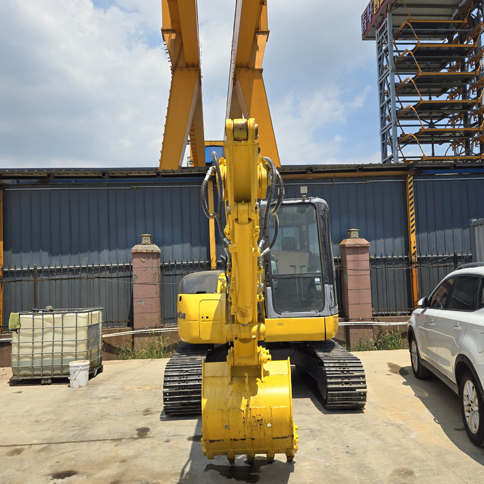 Komatsu PC78US - Mini rýpadlo: obrázek 3 Komatsu PC78US - Mini rýpadlo: obrázek 3