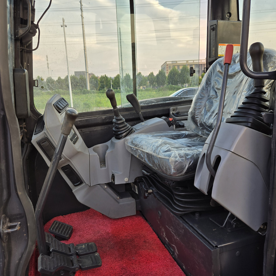 Mini rýpadlo Kubota KX165: obrázek 9