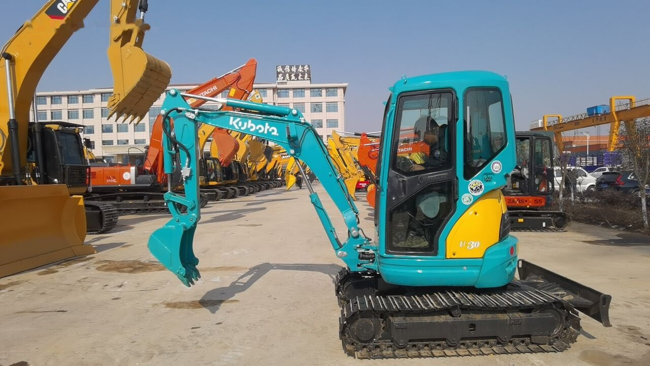 Kubota U30 - Mini rýpadlo: obrázek 1 Kubota U30 - Mini rýpadlo: obrázek 1