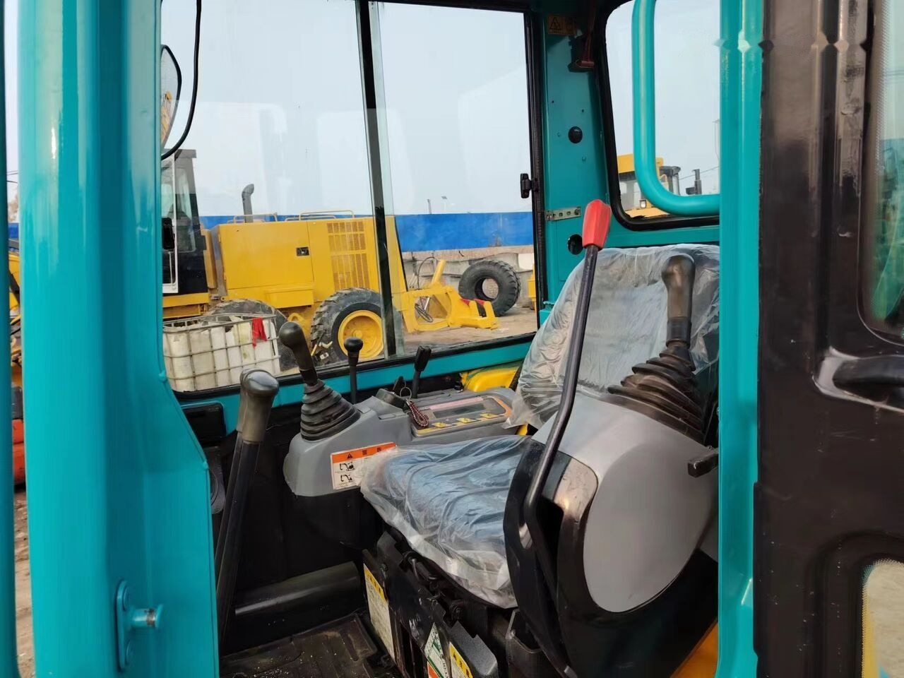 Kubota U30 - Mini rýpadlo: obrázek 4 Kubota U30 - Mini rýpadlo: obrázek 4