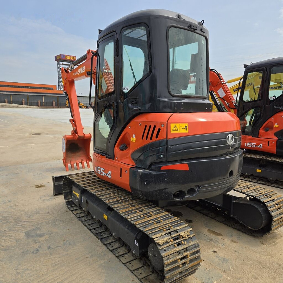 Kubota U55 - Mini rýpadlo: obrázek 1 Kubota U55 - Mini rýpadlo: obrázek 1