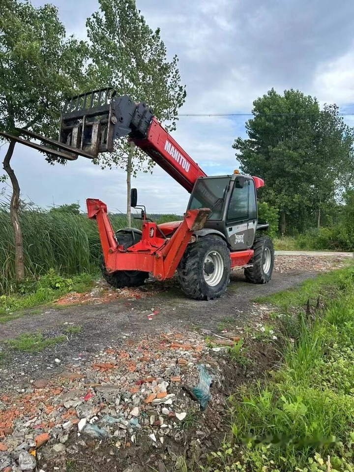 Manitou MT1740 - Teleskopický manipulátor: obrázek 4 Manitou MT1740 - Teleskopický manipulátor: obrázek 4