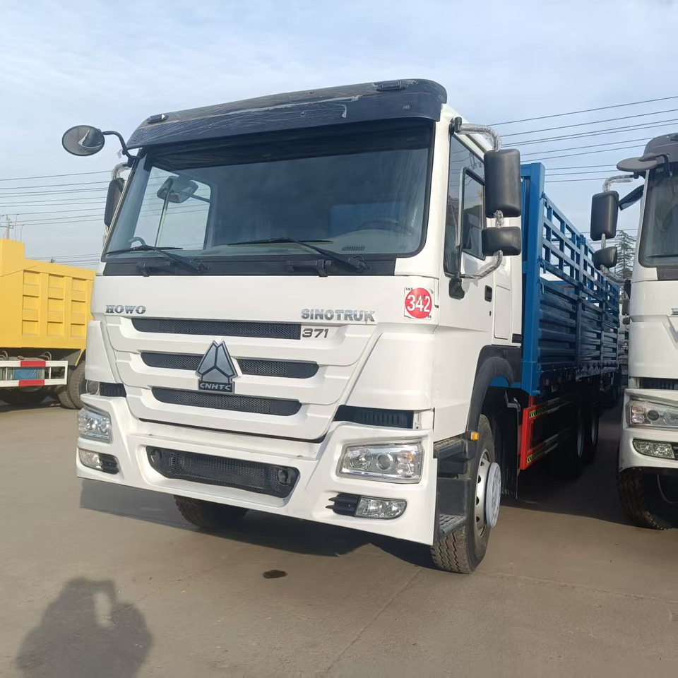 SINOTRUK HOWO - Nákladní auto: obrázek 5 SINOTRUK HOWO - Nákladní auto: obrázek 5