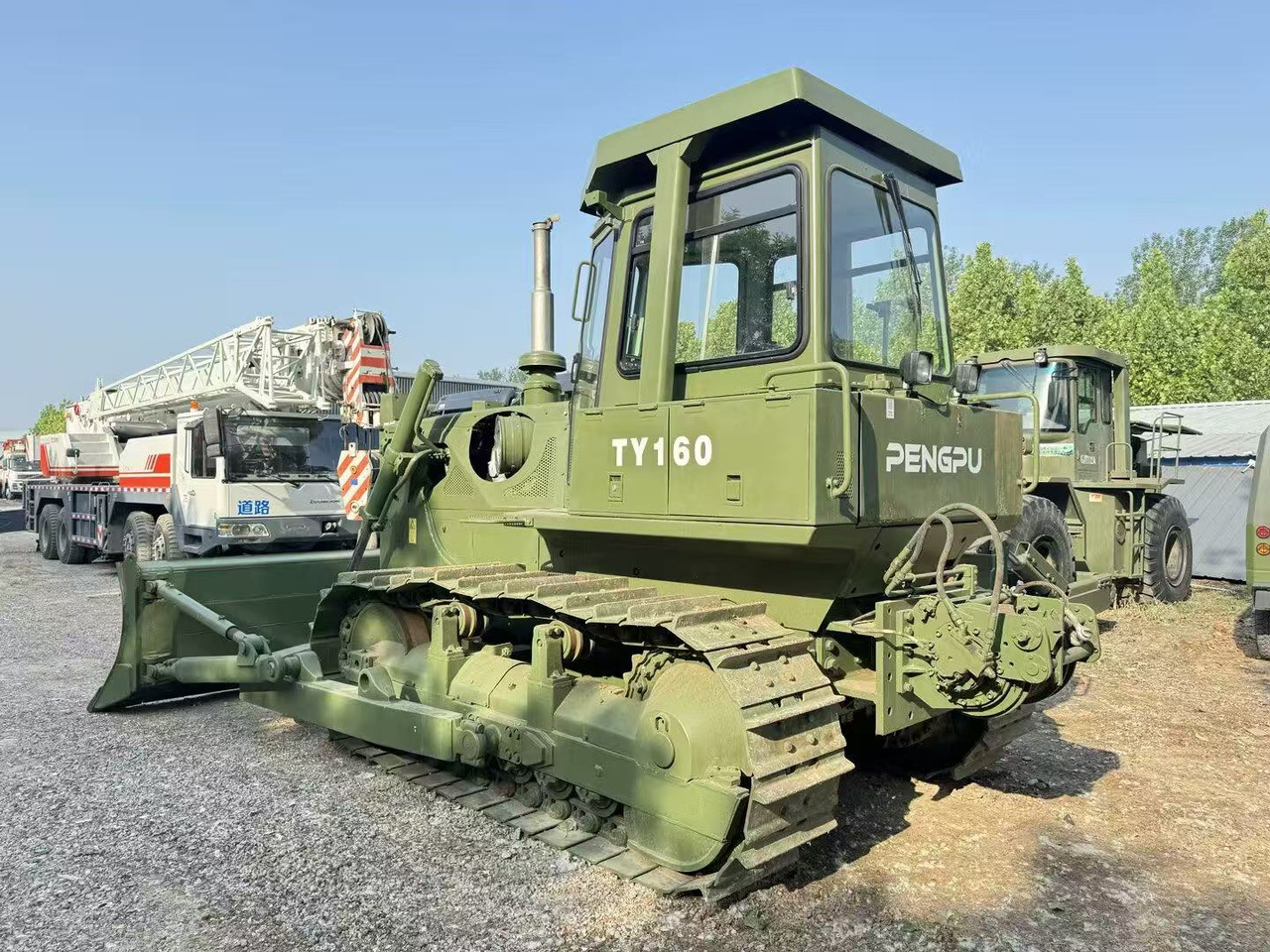 Pengpu TY160 - Buldozer: obrázek 3 Pengpu TY160 - Buldozer: obrázek 3
