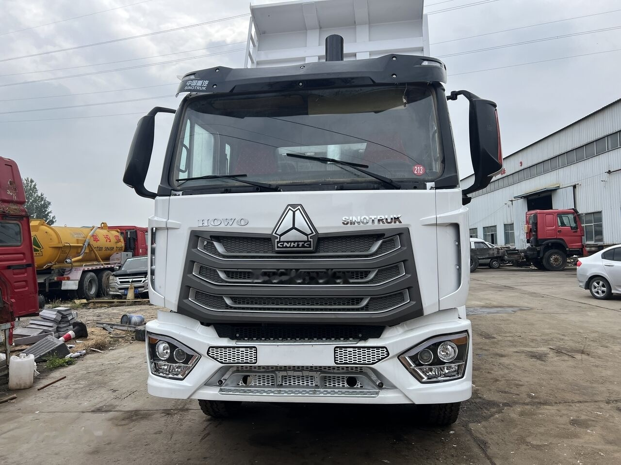 SINOTRUK HOHAN 6x4 leasing SINOTRUK HOHAN 6x4: obrázek 6