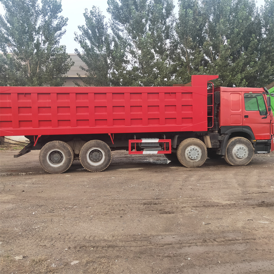SINOTRUK HOWO - Sklápěč: obrázek 5 SINOTRUK HOWO - Sklápěč: obrázek 5