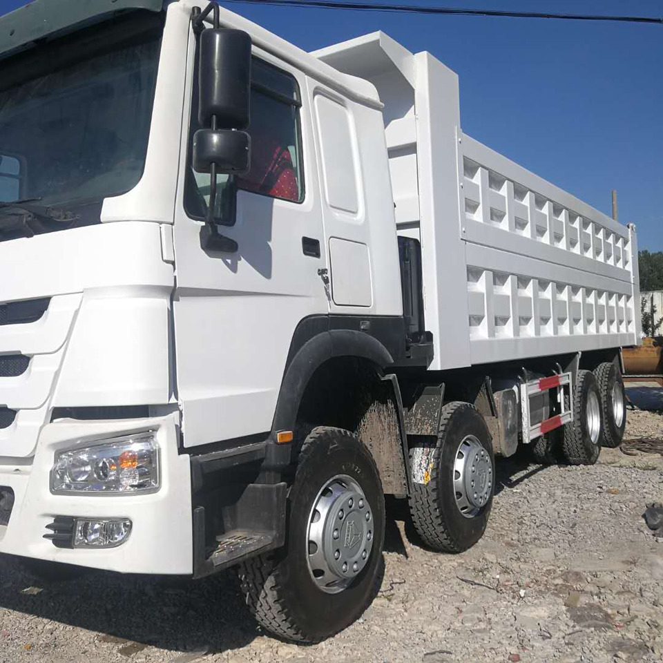 SINOTRUK HOWO - Sklápěč: obrázek 2 SINOTRUK HOWO - Sklápěč: obrázek 2