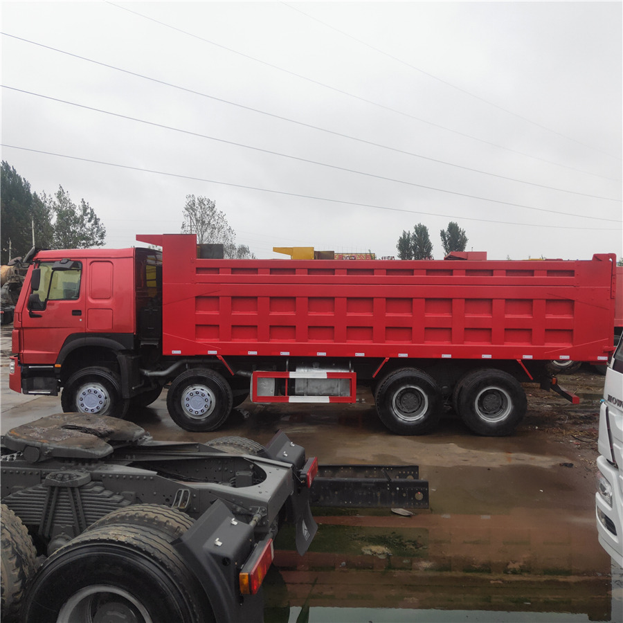 SINOTRUK HOWO - Sklápěč: obrázek 1 SINOTRUK HOWO - Sklápěč: obrázek 1