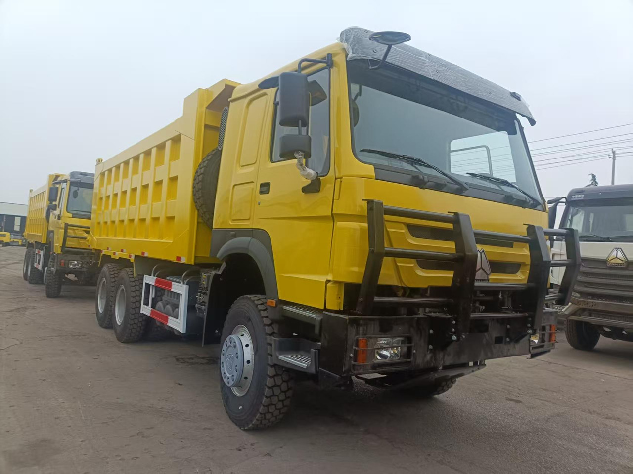 SINOTRUK HOWO - Sklápěč: obrázek 5 SINOTRUK HOWO - Sklápěč: obrázek 5