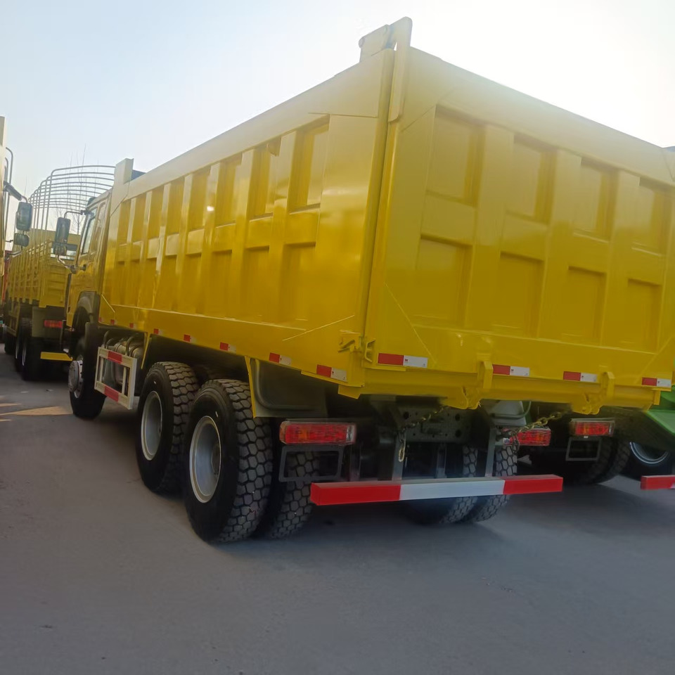 SINOTRUK HOWO - Sklápěč: obrázek 4 SINOTRUK HOWO - Sklápěč: obrázek 4