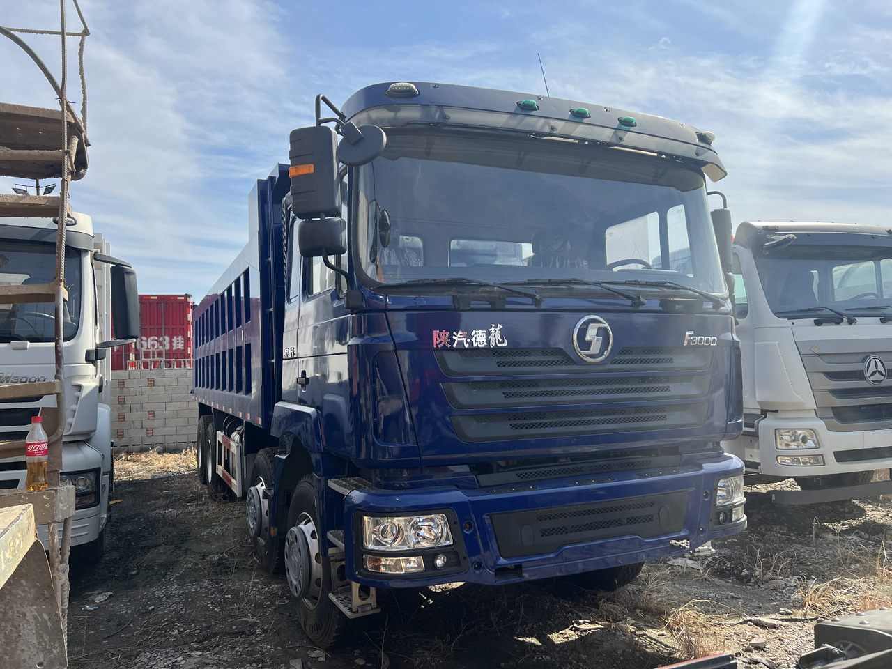 Shacman F3000 8x4 - Sklápěč: obrázek 4 Shacman F3000 8x4 - Sklápěč: obrázek 4