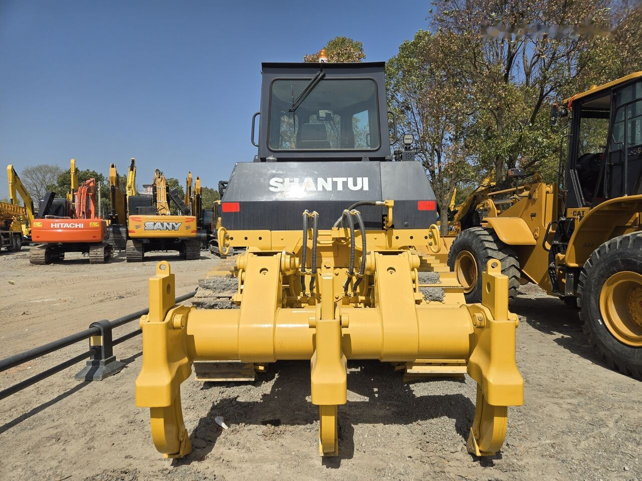 Shantui SD22 - Buldozer: obrázek 4 Shantui SD22 - Buldozer: obrázek 4