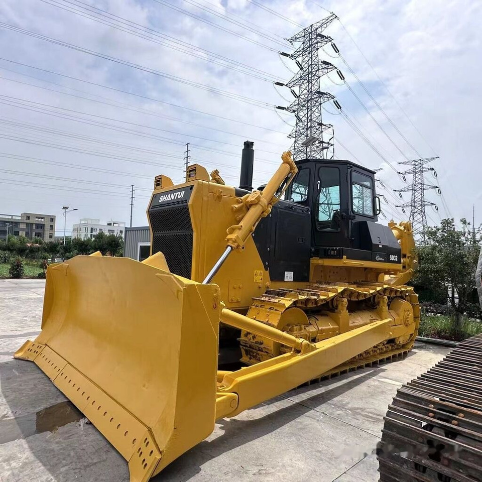 Shantui SD32 - Buldozer: obrázek 1 Shantui SD32 - Buldozer: obrázek 1