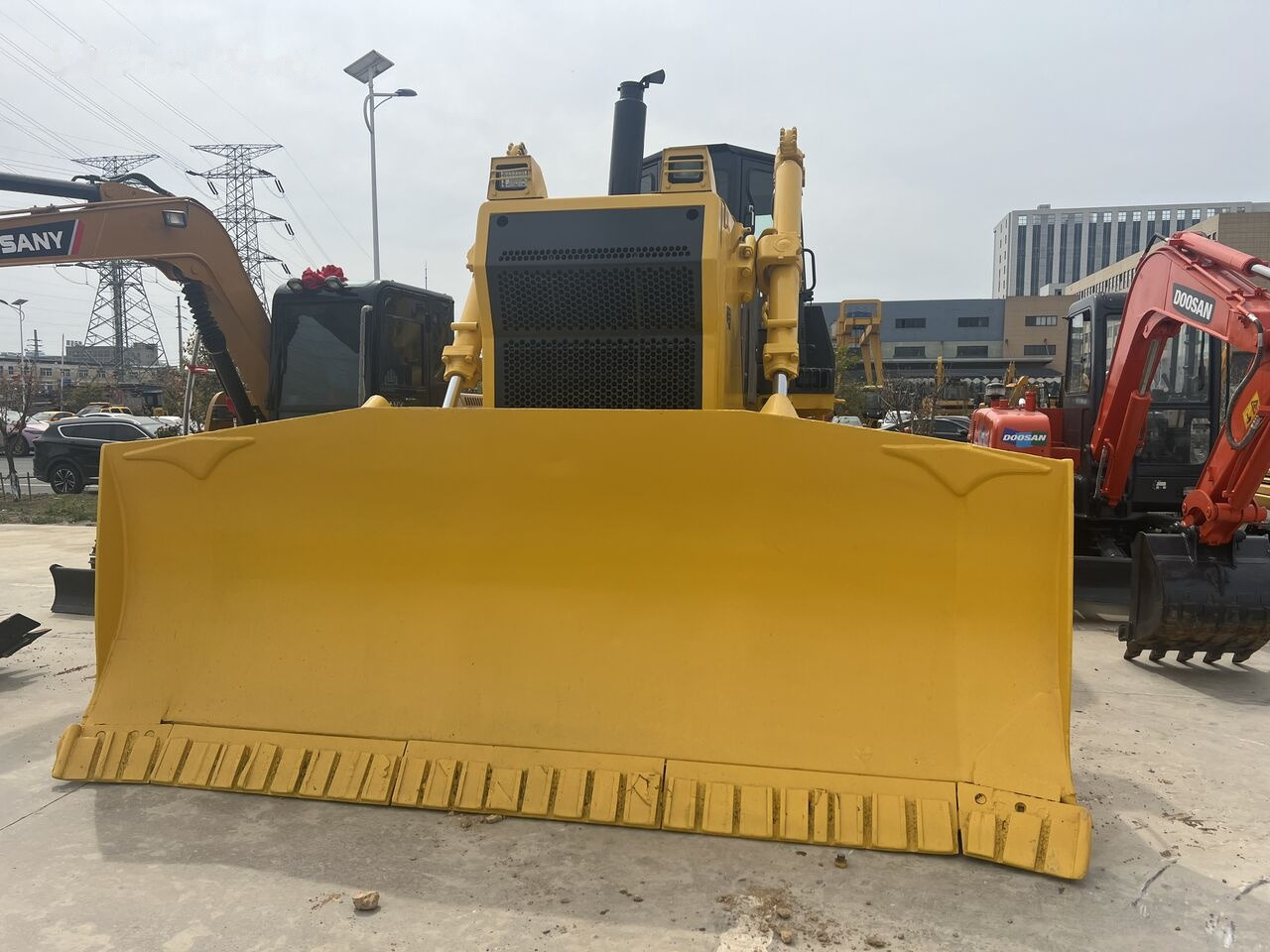 Shantui SD32 - Buldozer: obrázek 5 Shantui SD32 - Buldozer: obrázek 5
