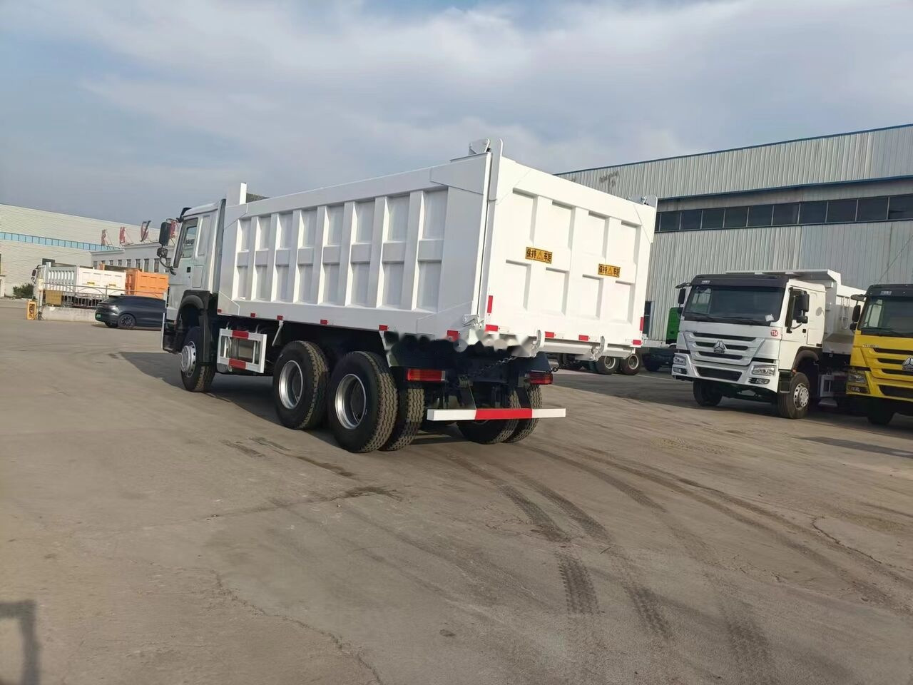 Sklápěč Sinotruk Howo 6*4: obrázek 7