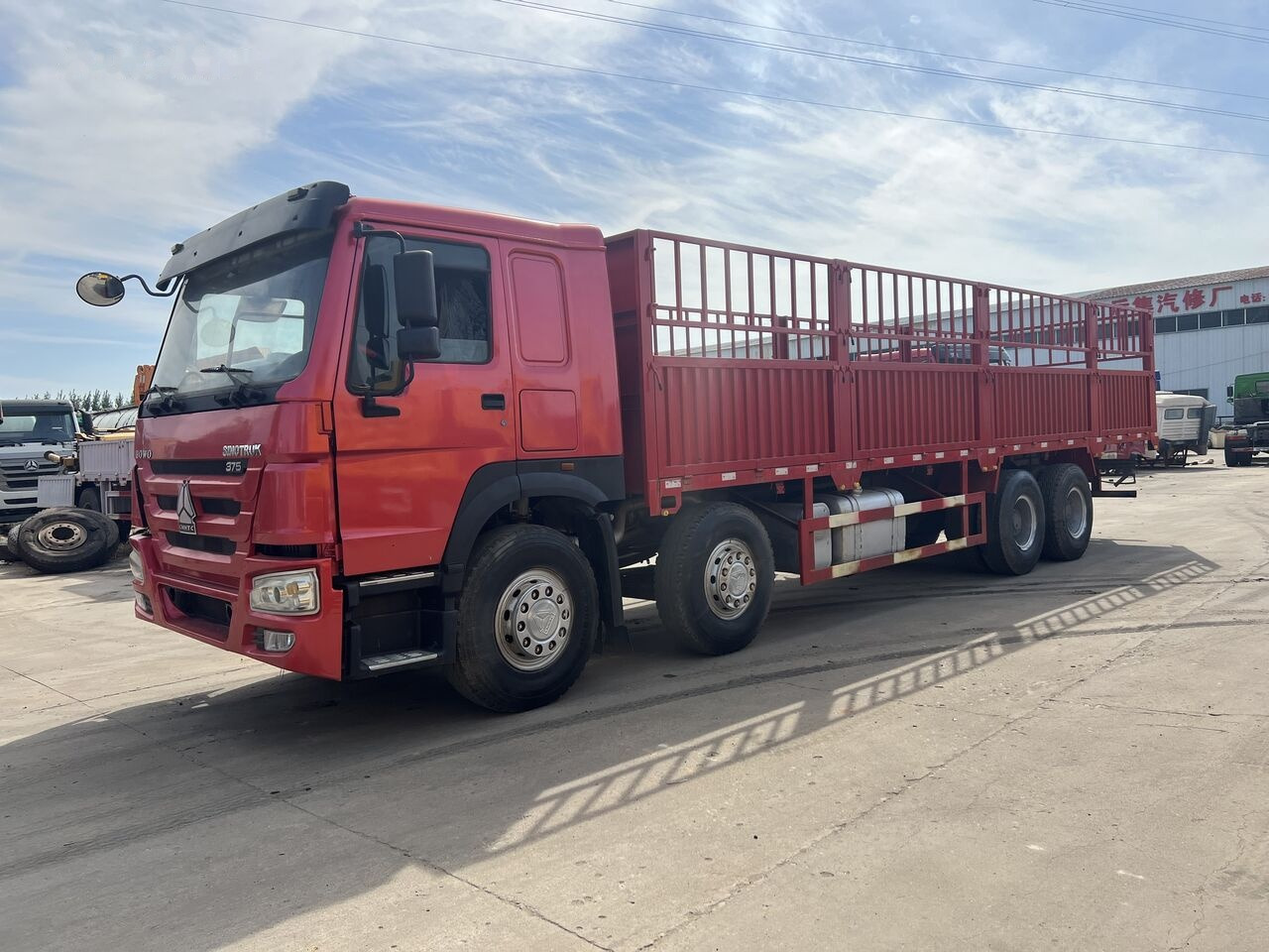 Sinotruk Howo Howo 8*4 - Nákladní automobil valníkový/ Plošinový: obrázek 5 Sinotruk Howo Howo 8*4 - Nákladní automobil valníkový/ Plošinový: obrázek 5