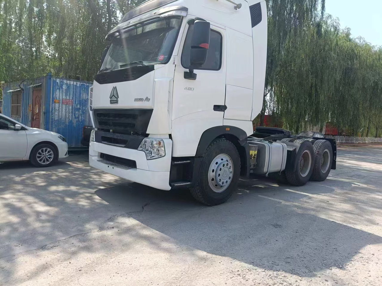 SINOTRUK HOWO A7 - Tahač: obrázek 3 SINOTRUK HOWO A7 - Tahač: obrázek 3
