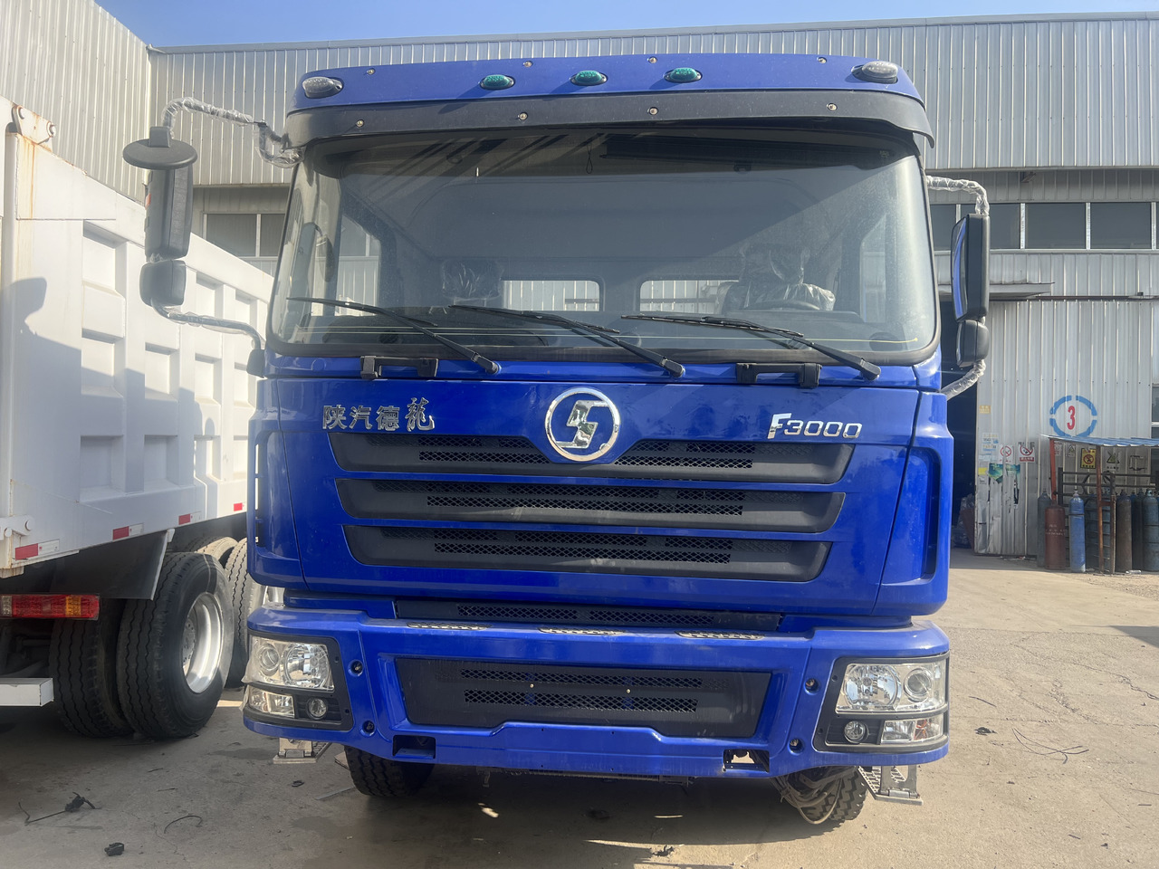 Shacman F3000 - Tahač: obrázek 2 Shacman F3000 - Tahač: obrázek 2