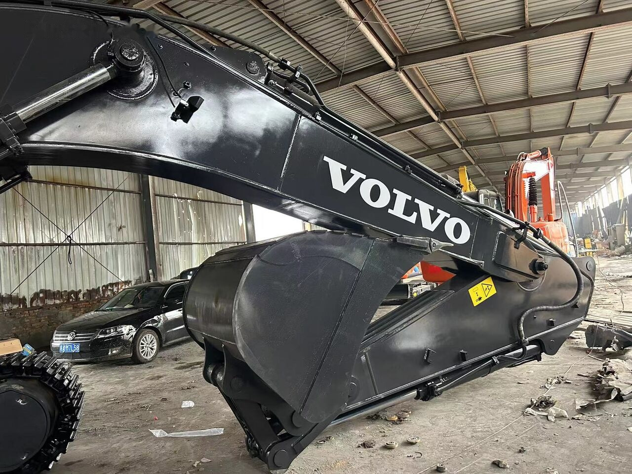 Volvo EC480 - Pásové rýpadlo: obrázek 4 Volvo EC480 - Pásové rýpadlo: obrázek 4