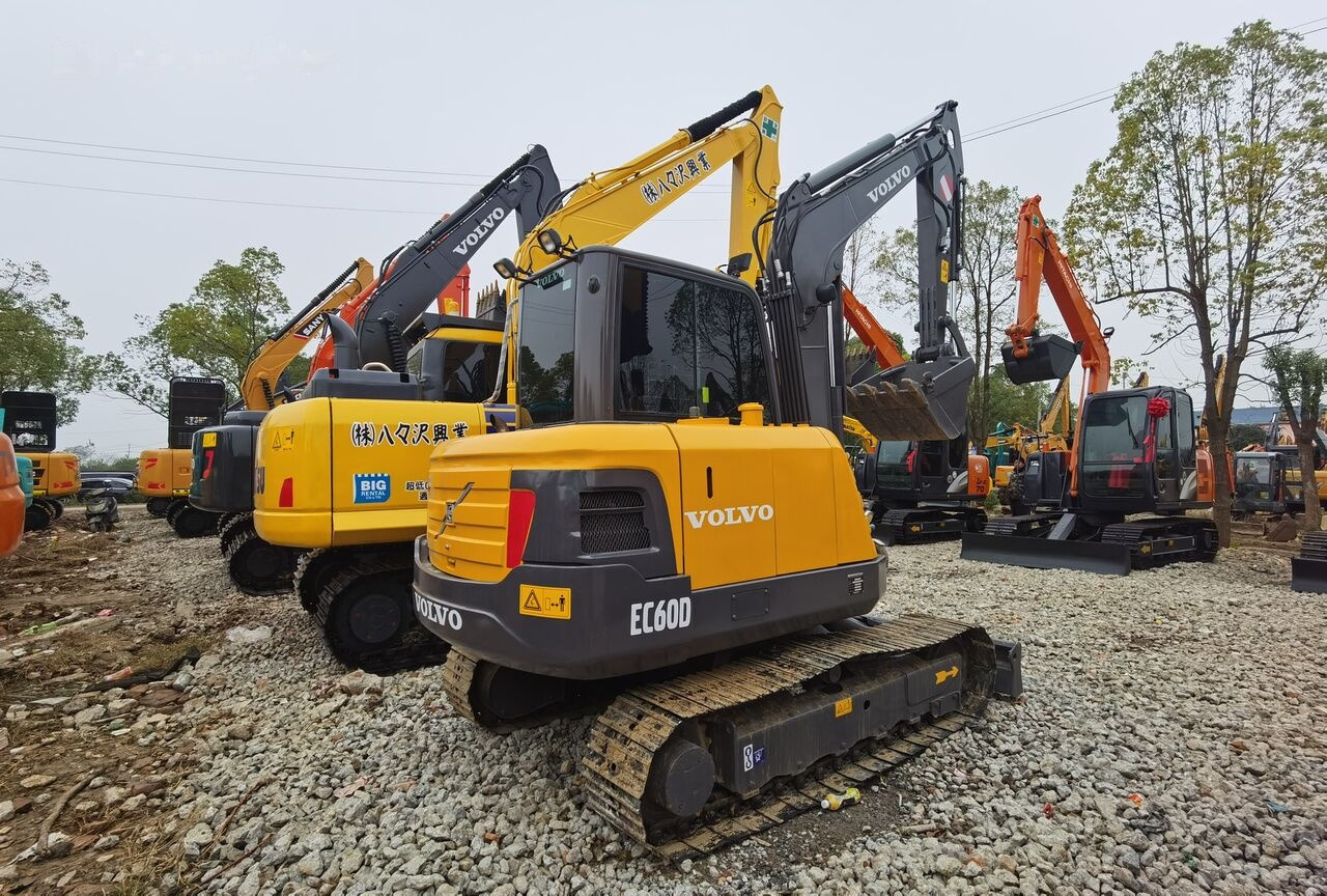 Mini rýpadlo Volvo EC60D: obrázek 6