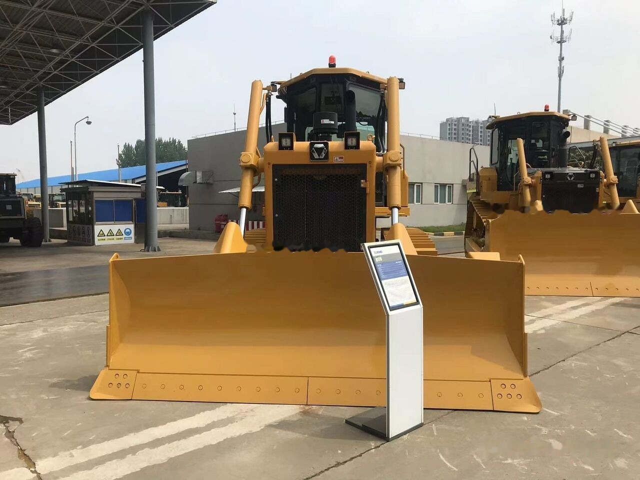 XCMG D170 - Buldozer: obrázek 5 XCMG D170 - Buldozer: obrázek 5