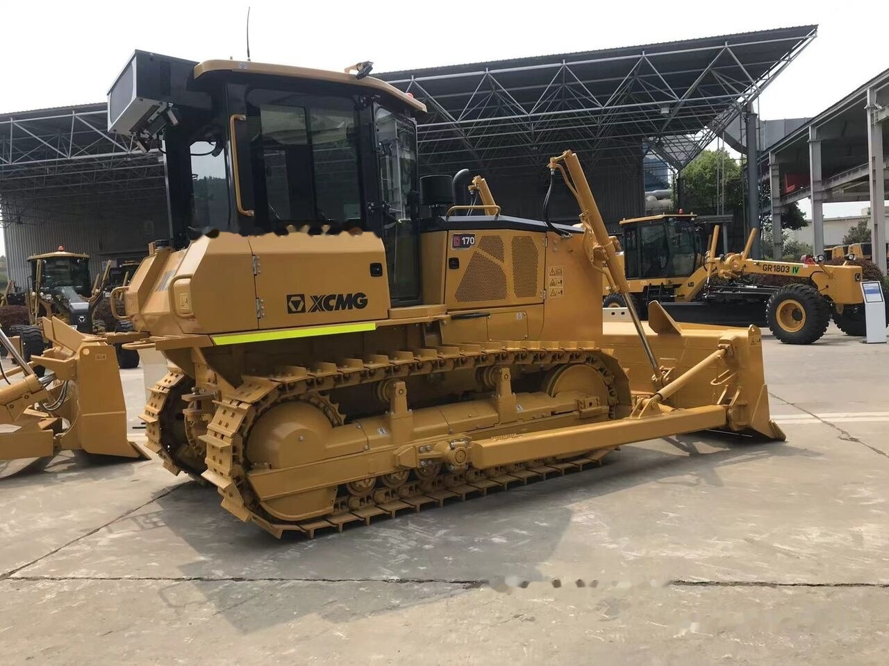 XCMG D170 - Buldozer: obrázek 3 XCMG D170 - Buldozer: obrázek 3