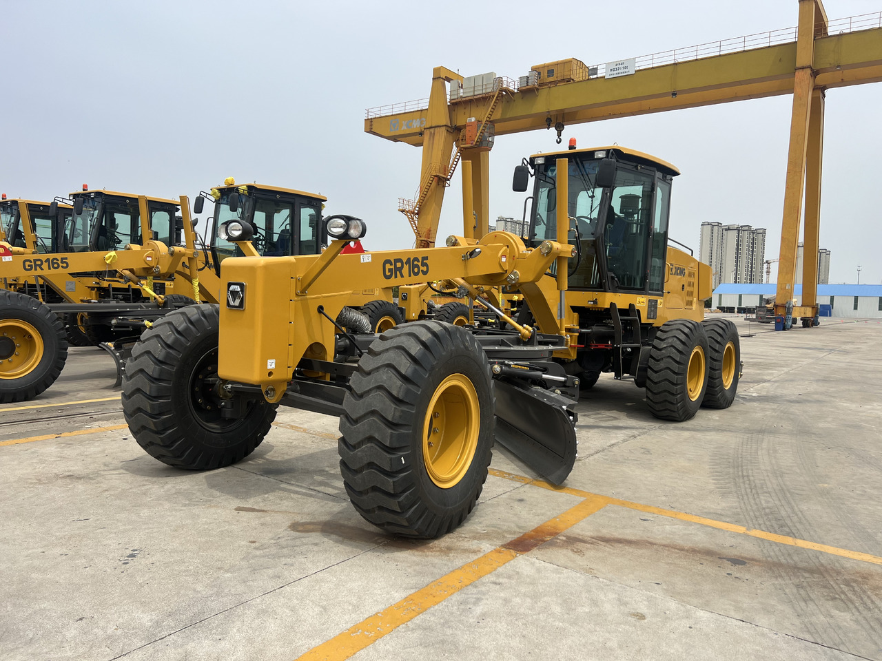 XCMG GR165 - Grejdr: obrázek 3 XCMG GR165 - Grejdr: obrázek 3