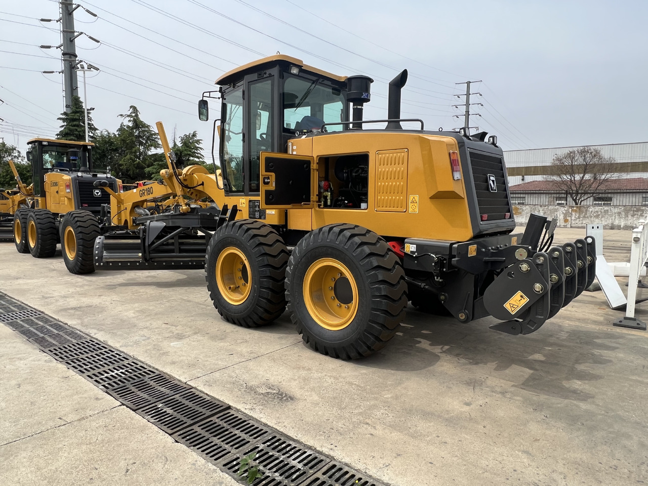 XCMG GR180 - Grejdr: obrázek 5 XCMG GR180 - Grejdr: obrázek 5
