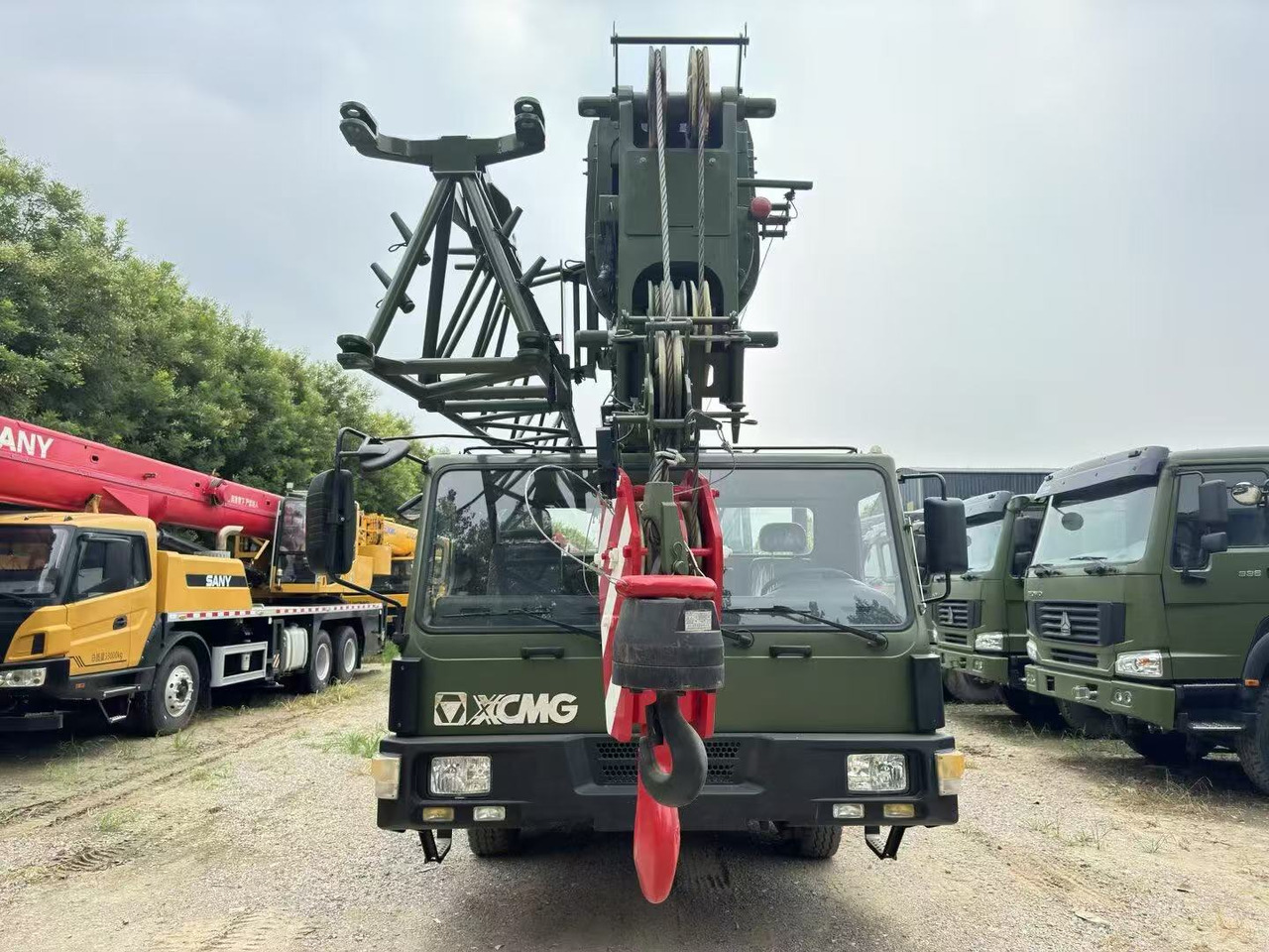 XCMG QY16KJ - Auto s hydraulickou rukou: obrázek 4 XCMG QY16KJ - Auto s hydraulickou rukou: obrázek 4