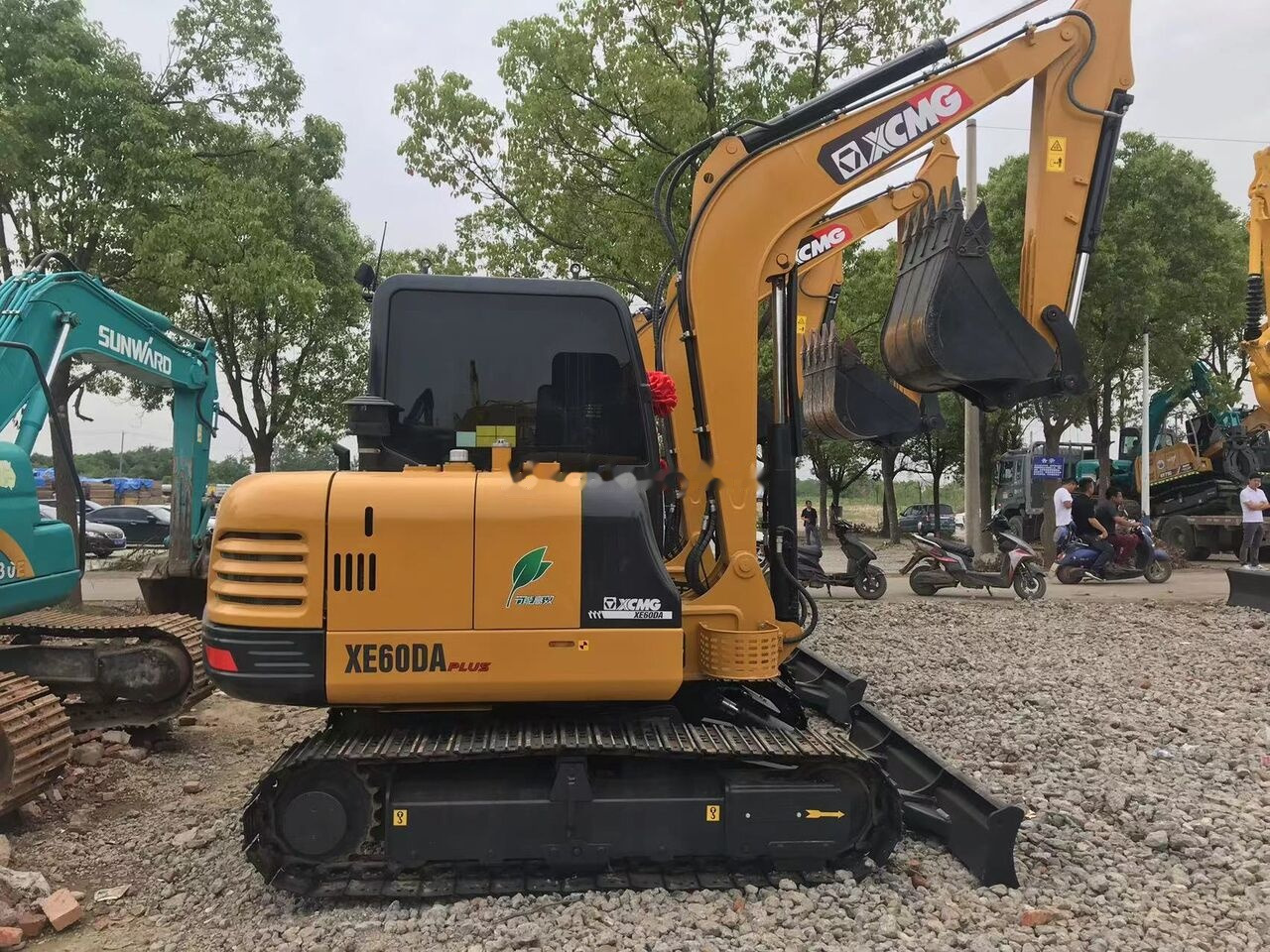 XCMG XE60DA - Mini rýpadlo: obrázek 4 XCMG XE60DA - Mini rýpadlo: obrázek 4