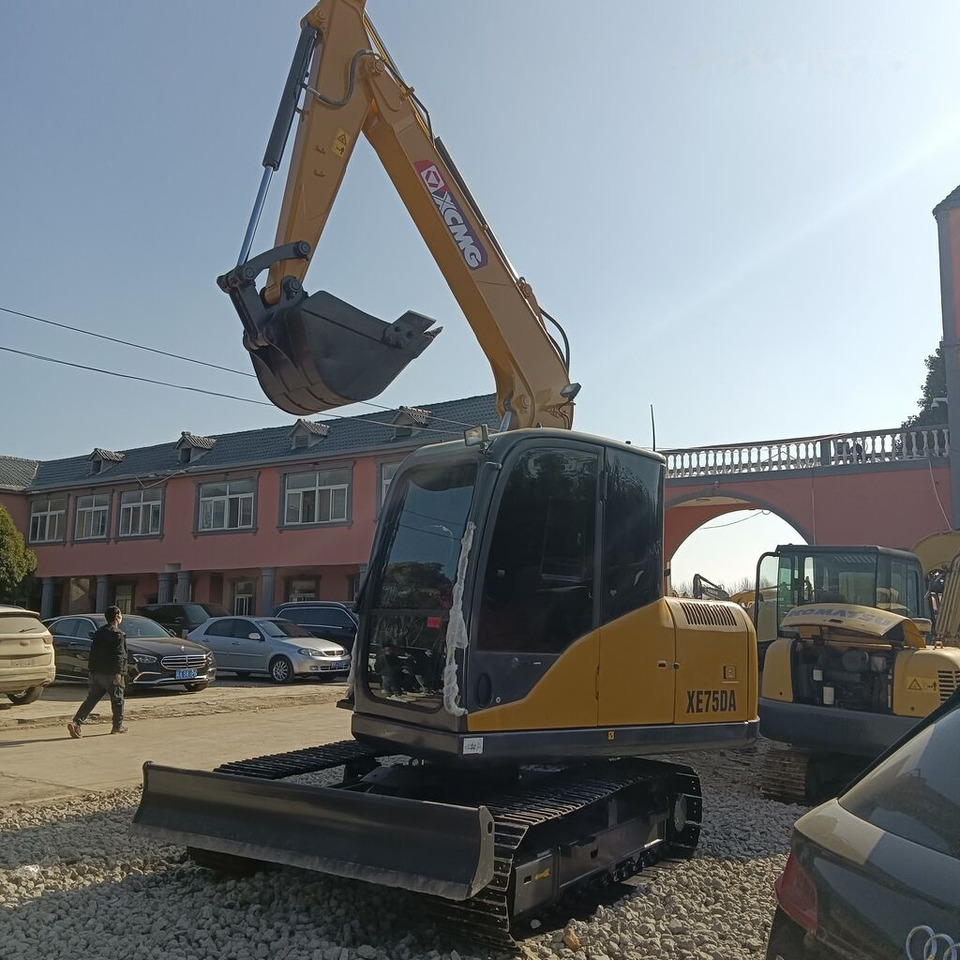 XCMG XE75DA - Mini rýpadlo: obrázek 2 XCMG XE75DA - Mini rýpadlo: obrázek 2