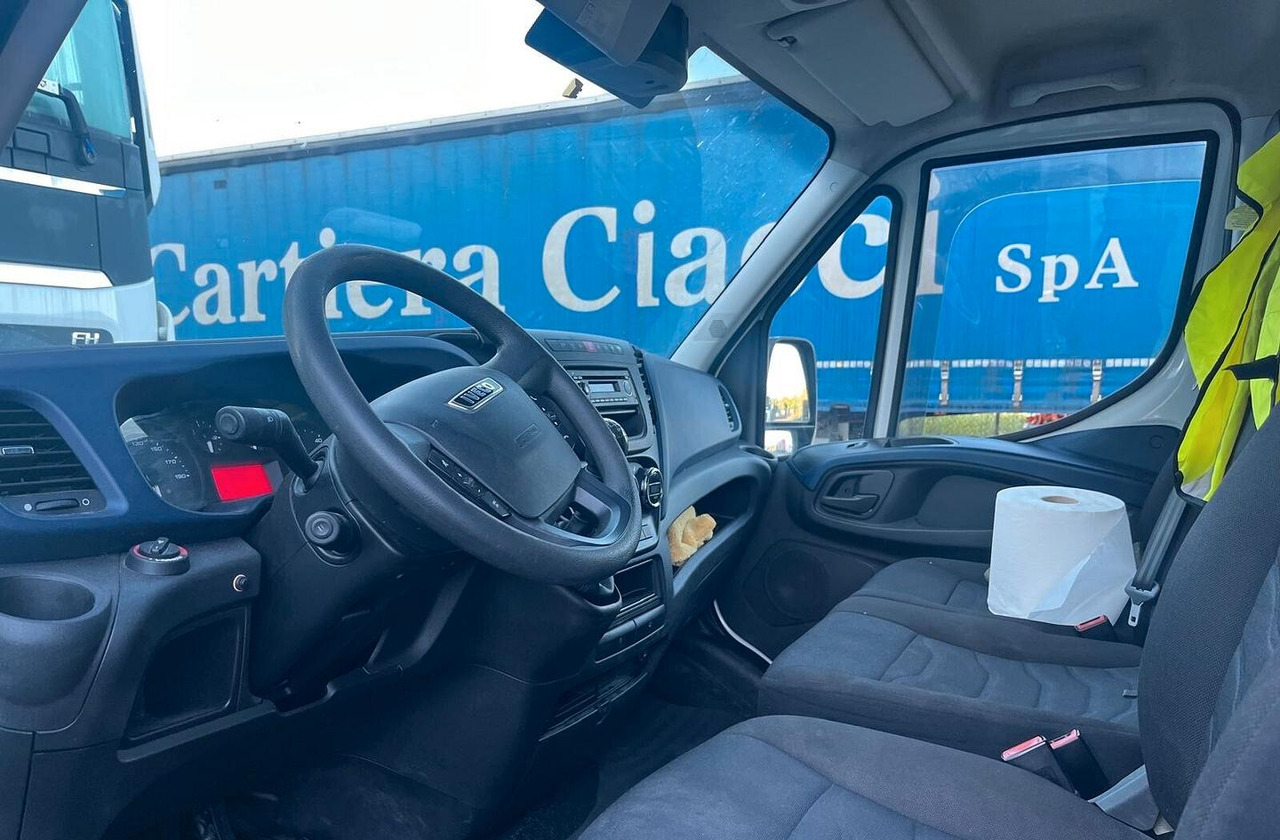 - Furgon: obrázek 3 - Furgon: obrázek 3