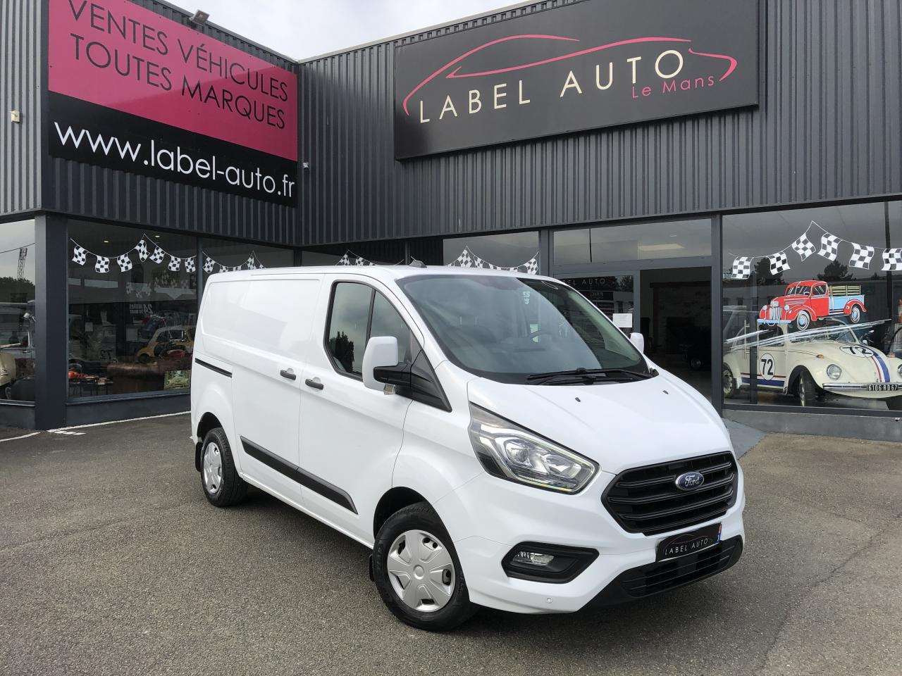 FORD TRANSIT CUSTOM 2.0 ECOBLUE MHEV - 130CH TREND BUSINESS - Furgon: obrázek 1 FORD TRANSIT CUSTOM 2.0 ECOBLUE MHEV - 130CH TREND BUSINESS - Furgon: obrázek 1