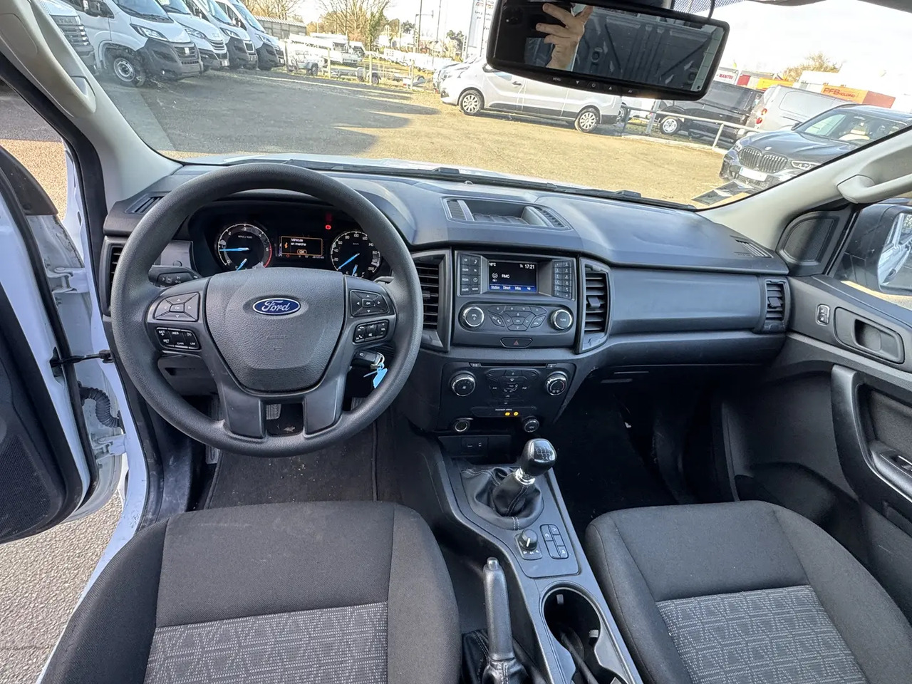 Ford Ranger 2.0 TDCI 170CH SIMPLE CABINE XL - Pick-up: obrázek 3 Ford Ranger 2.0 TDCI 170CH SIMPLE CABINE XL - Pick-up: obrázek 3