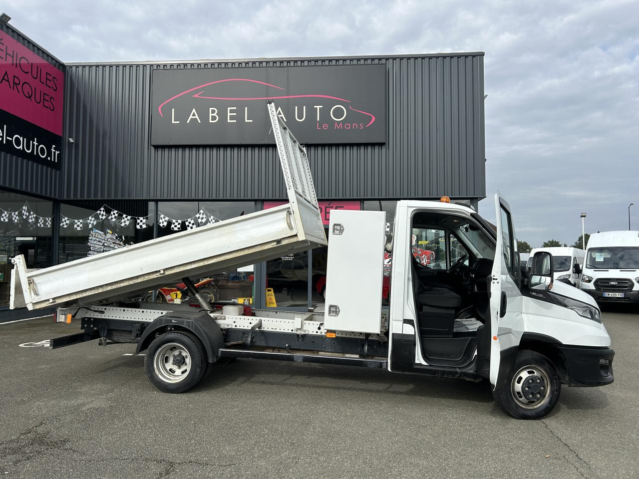 IVECO Daily 35 C 14 S&S (Quad-Leaf)  CHASSIS CABINE 2014 35C/35S Chassis cabine 35 C Epmt.3.75 PHASE 3 leasing IVECO Daily 35 C 14 S&S (Quad-Leaf)  CHASSIS CABINE 2014 35C/35S Chassis cabine 35 C Epmt.3.75 PHASE 3: obrázek 9