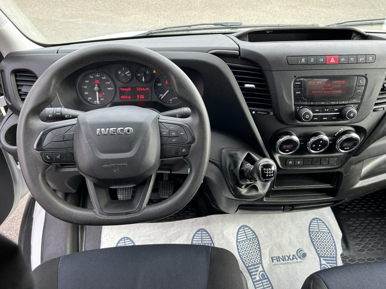 IVECO Daily 35 C 16H BENNE + COFFRE 3.0 160CH - Dodávka sklápěč: obrázek 4 IVECO Daily 35 C 16H BENNE + COFFRE 3.0 160CH - Dodávka sklápěč: obrázek 4