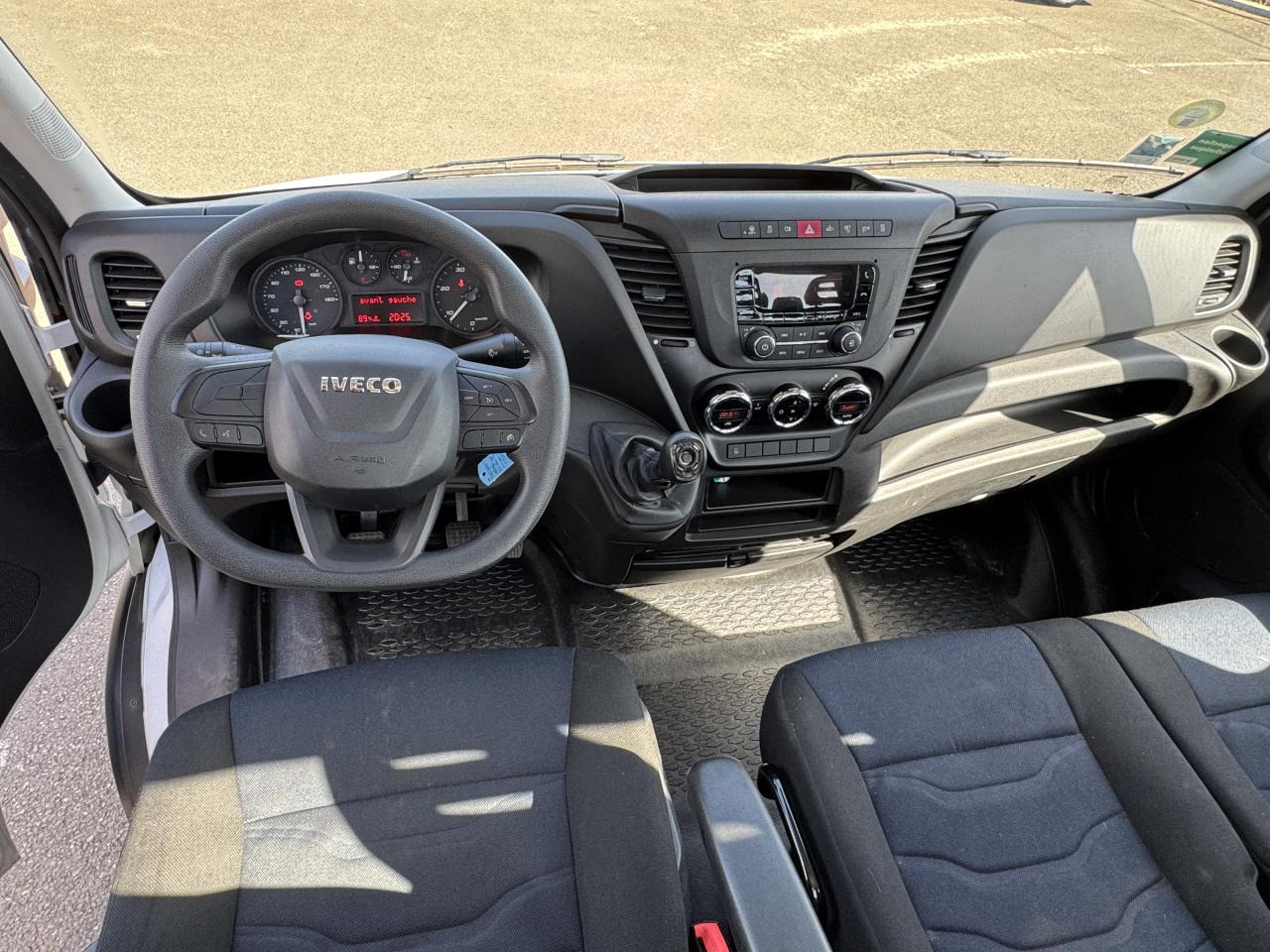 IVECO Daily 35 S 16H3.0 (Quad-Leaf) PORTE VOITURE - Odtahovka: obrázek 5 IVECO Daily 35 S 16H3.0 (Quad-Leaf) PORTE VOITURE - Odtahovka: obrázek 5