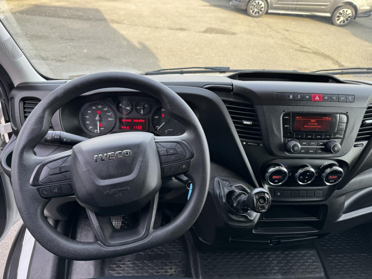 IVECO Daily 35C16 CAISSE HAYON 20M3 RJ 3.0L 160CH - Dodávka skřín: obrázek 4 IVECO Daily 35C16 CAISSE HAYON 20M3 RJ 3.0L 160CH - Dodávka skřín: obrázek 4