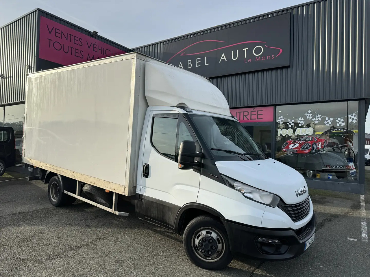 Iveco Daily 35C16H3.0 D EMPATTEMENT 4100 - Dodávka skřín: obrázek 1 Iveco Daily 35C16H3.0 D EMPATTEMENT 4100 - Dodávka skřín: obrázek 1