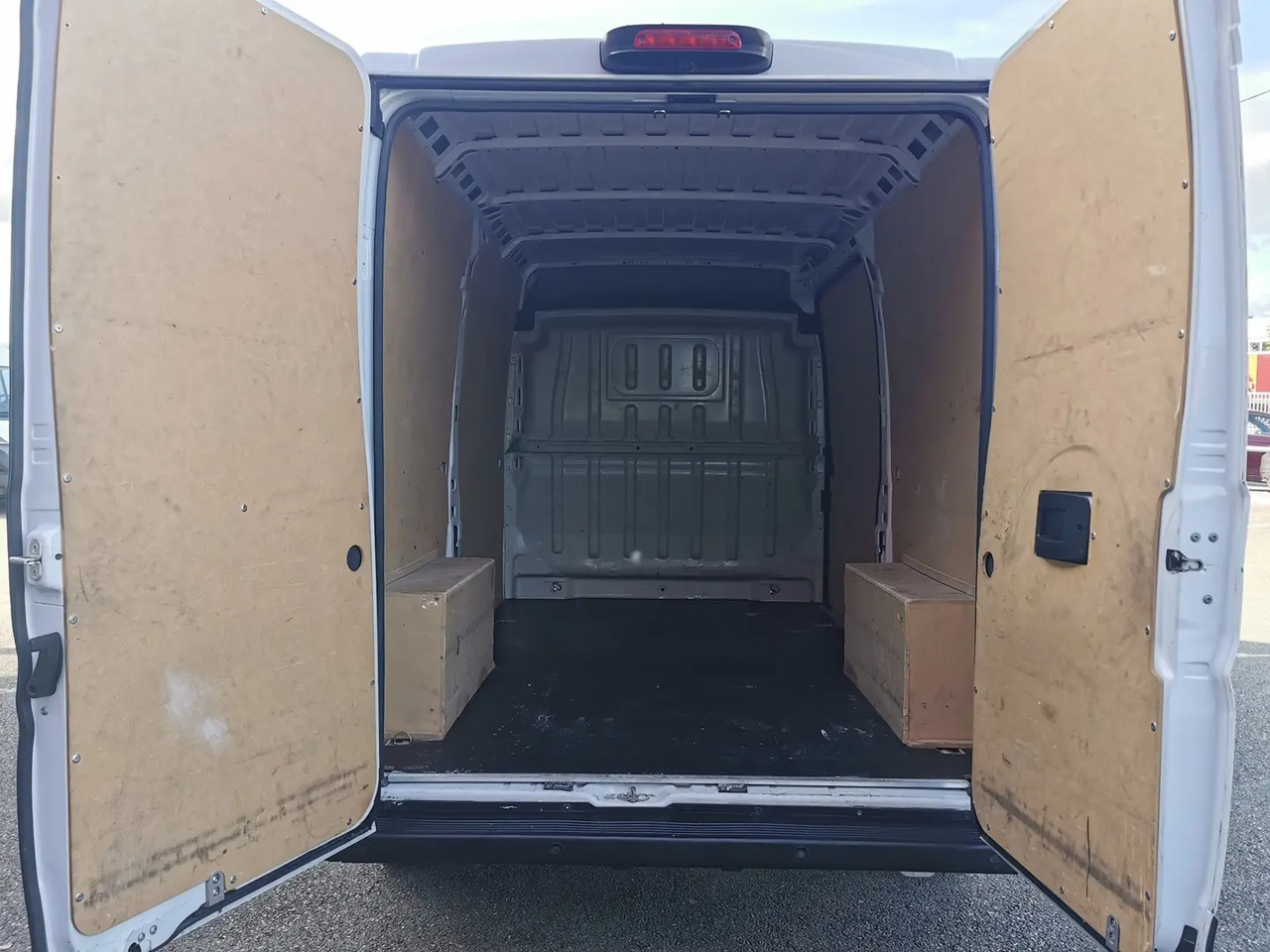 Fiat Ducato 3.3 MH2 2.3 MULTIJET 130CH PACK PRO NAV - Jiná technika: obrázek 3 Fiat Ducato 3.3 MH2 2.3 MULTIJET 130CH PACK PRO NAV - Jiná technika: obrázek 3