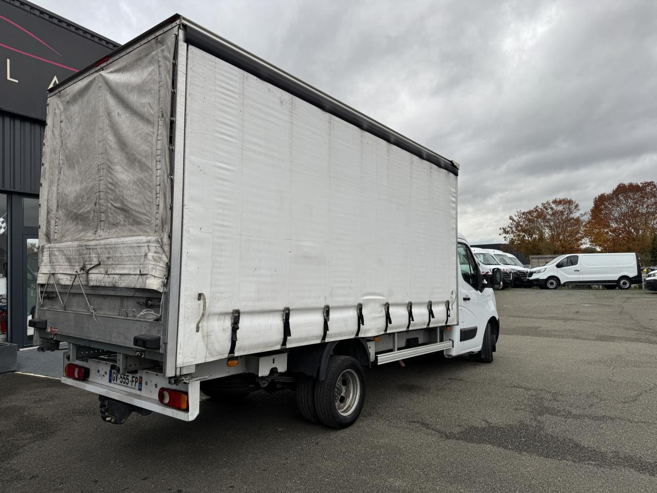 NISSAN Interstar Acenta 3.5t L4H1 2.3 dCi 165Ch CHASSIS CABINE BACHE - Plachtová dodávka: obrázek 5 NISSAN Interstar Acenta 3.5t L4H1 2.3 dCi 165Ch CHASSIS CABINE BACHE - Plachtová dodávka: obrázek 5