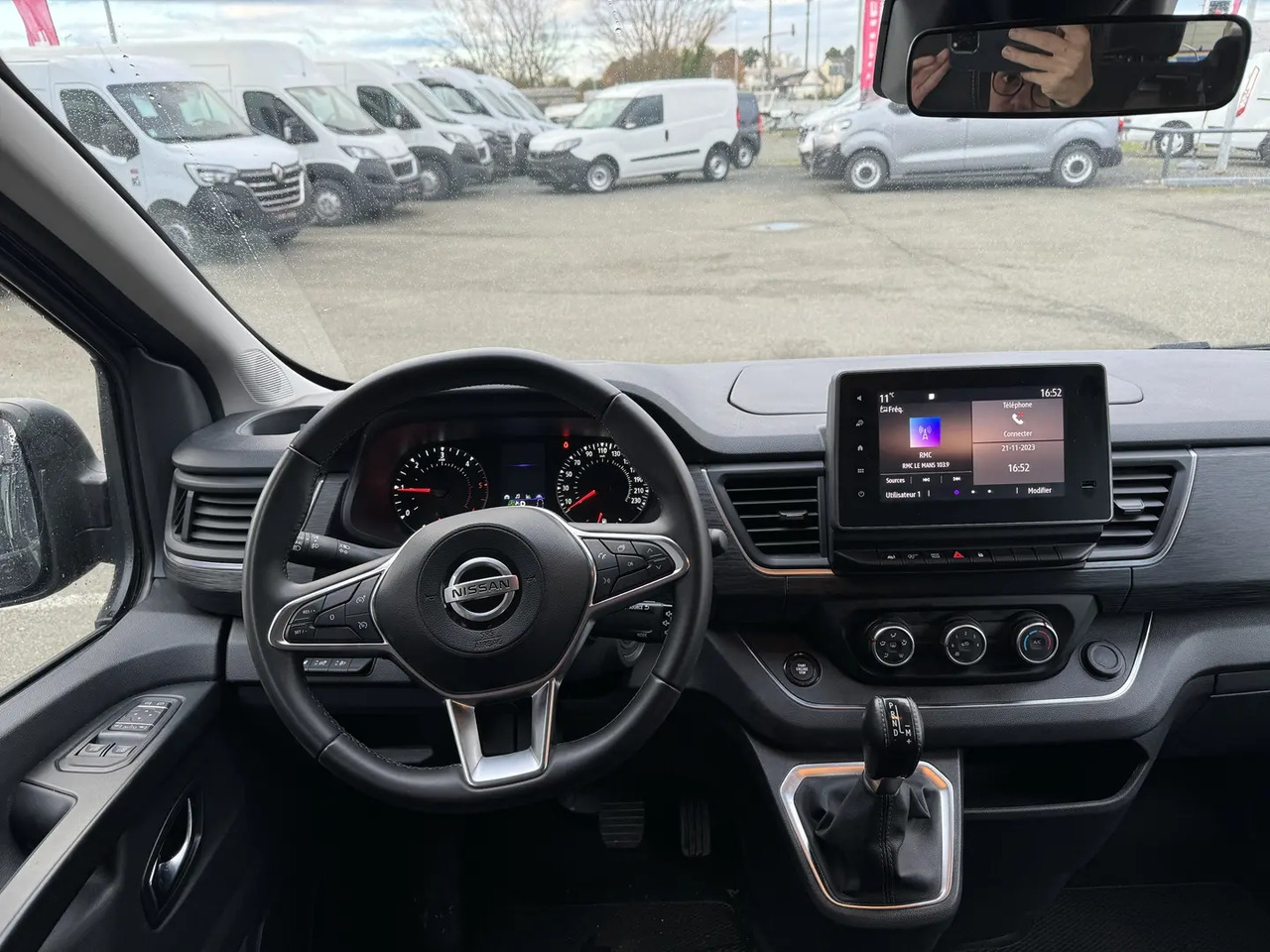 Nissan Primastar Avantour L2H1 3T0 2.0 DCI 150CH S/S N-CONNECTA - Minibus, Mikrobus: obrázek 4 Nissan Primastar Avantour L2H1 3T0 2.0 DCI 150CH S/S N-CONNECTA - Minibus, Mikrobus: obrázek 4