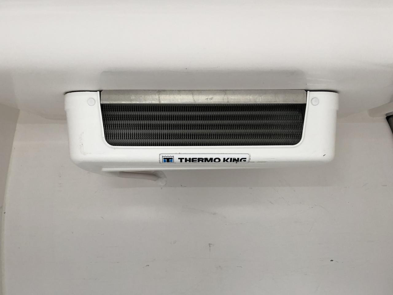 OPEL VIVARO 2.0 D 145CH FRIGORIFIQUE POSITIF THERMOKING - Chladící dodávka: obrázek 3 OPEL VIVARO 2.0 D 145CH FRIGORIFIQUE POSITIF THERMOKING - Chladící dodávka: obrázek 3