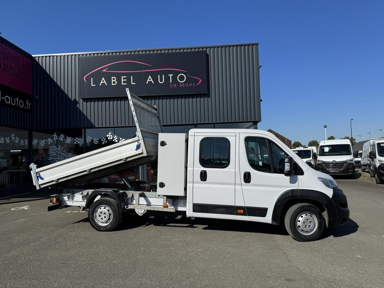 Opel Movano combi 165CH BLUEHDI S&S BENNE COFFRE DOUBLE CABINE 6 PLACES - Dodávka sklápěč: obrázek 1 Opel Movano combi 165CH BLUEHDI S&S BENNE COFFRE DOUBLE CABINE 6 PLACES - Dodávka sklápěč: obrázek 1
