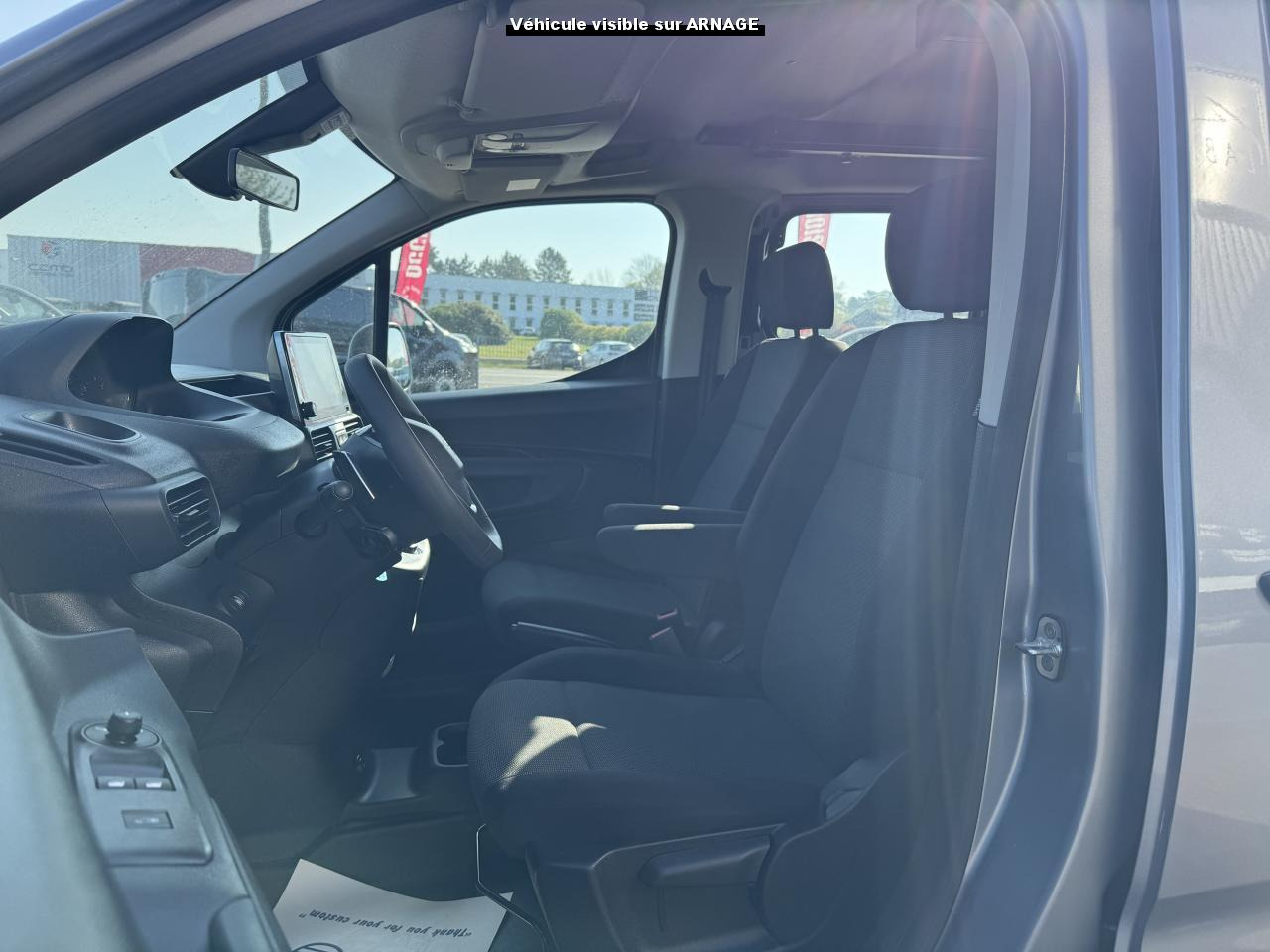 PEUGEOT Partner XL 1.5 BlueHDi S&S - 100 III CABINE APPROFONDIE Cabine approfondie XL PHASE 2 - Furgon: obrázek 4 PEUGEOT Partner XL 1.5 BlueHDi S&S - 100 III CABINE APPROFONDIE Cabine approfondie XL PHASE 2 - Furgon: obrázek 4