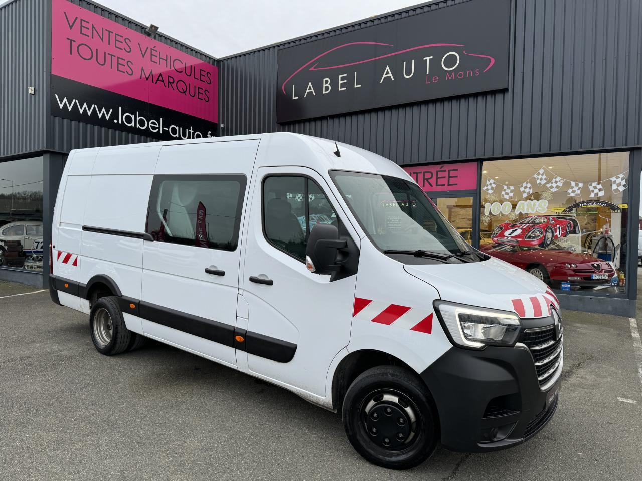 RENAULT Master Confort R3500RJ L3H2 2.3DCI 165CH CABINE APPROFONDIE 6 PLACES - Furgon: obrázek 1 RENAULT Master Confort R3500RJ L3H2 2.3DCI 165CH CABINE APPROFONDIE 6 PLACES - Furgon: obrázek 1