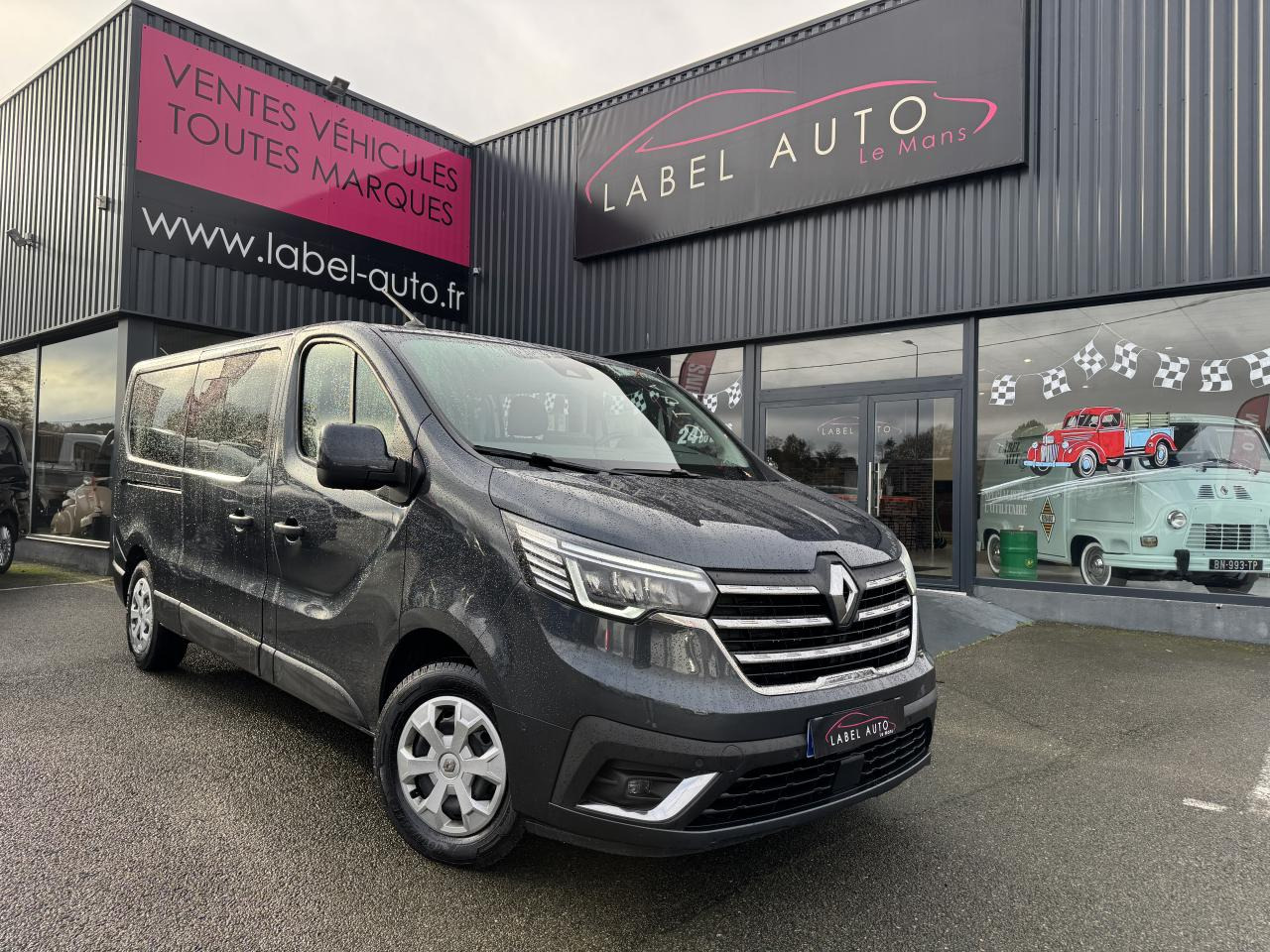 RENAULT Trafic L2 2.0 Energy dCi - 150 - S&S - BV EDC Eu48ro 6e III COMBI Combi Intens L2H1 PHASE 3 - Dodávka s dvojitou kabinou: obrázek 2 RENAULT Trafic L2 2.0 Energy dCi - 150 - S&S - BV EDC Eu48ro 6e III COMBI Combi Intens L2H1 PHASE 3 - Dodávka s dvojitou kabinou: obrázek 2