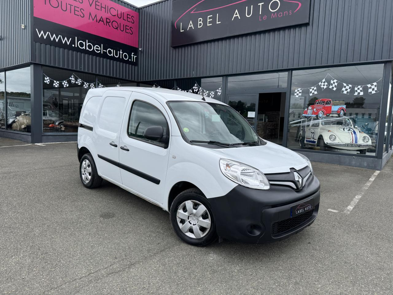 Renault Kangoo 1.5 BLUE DCI 80CH GRAND CONFORT 5CV - Malá dodávka: obrázek 1 Renault Kangoo 1.5 BLUE DCI 80CH GRAND CONFORT 5CV - Malá dodávka: obrázek 1